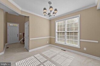 7722 Yalta Way in Gainesville, VA - Building Photo - Building Photo