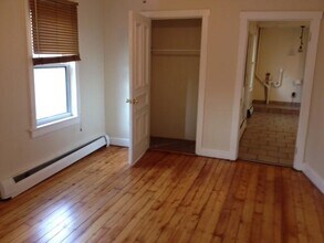 114 Summer St in Lincoln, RI - Building Photo - Building Photo