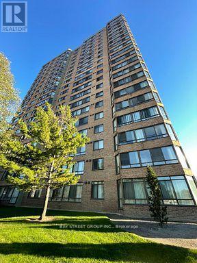 55 Bamburgh Cir in Toronto, ON - Building Photo - Building Photo