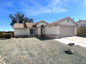 6615 N 77th Dr in Glendale, AZ - Building Photo