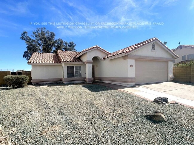 property at 6615 N 77th Dr