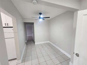 511 NW 34th Ave, Unit A in Miami, FL - Building Photo - Building Photo