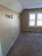 924 Fountain St NE in Grand Rapids, MI - Building Photo - Building Photo