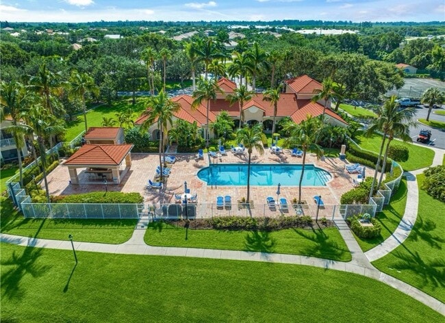 1650 N 42nd Cir, Unit #203 in Vero Beach, FL - Building Photo - Building Photo