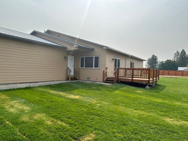 215 A Tyra Lea Ln in Hamilton, MT - Building Photo - Building Photo