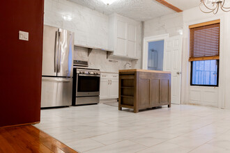 61 Duffield St, Unit 2 in Brooklyn, NY - Building Photo - Building Photo