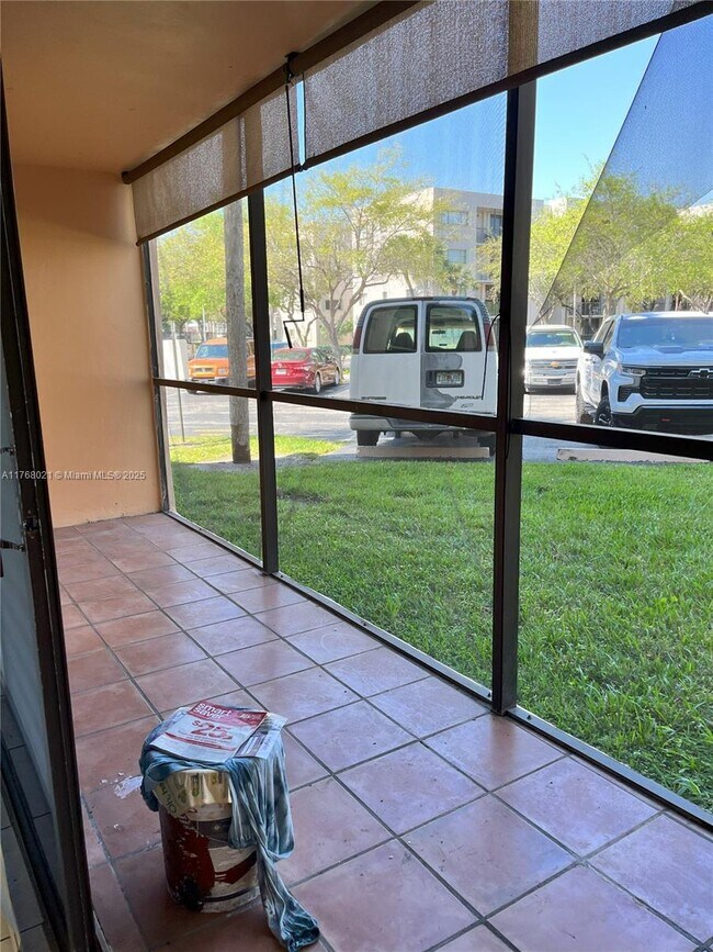 8700 SW 133rd Avenue Rd in Miami, FL - Building Photo - Building Photo