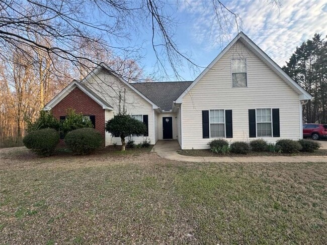 4343 Grey Park Dr NE