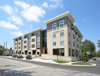 The InterUrban Lofts in Overland Park, KS - Foto de edificio - Building Photo