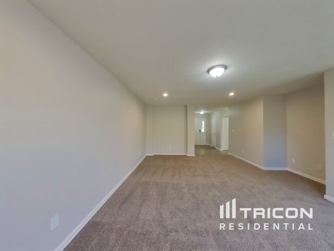 11268 Lucky Dan Dr in Noblesville, IN - Foto de edificio - Building Photo