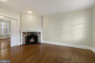 1917 Kenyon St NW in Washington, DC - Building Photo - Building Photo