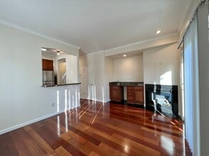 California, 2310-2360 in Napa, CA - Building Photo - Interior Photo
