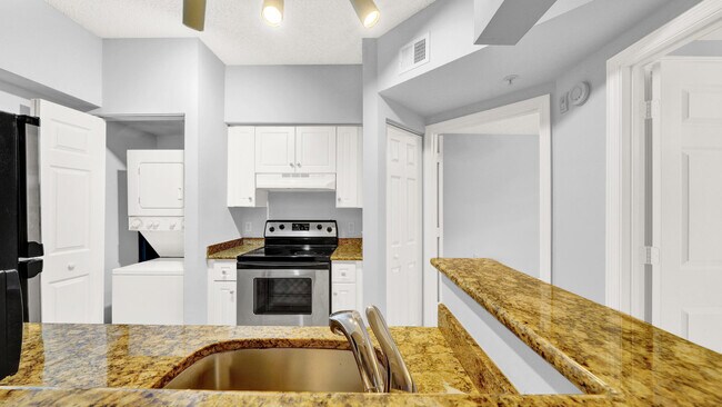 3106 Tuscany Way in Boynton Beach, FL - Building Photo - Building Photo