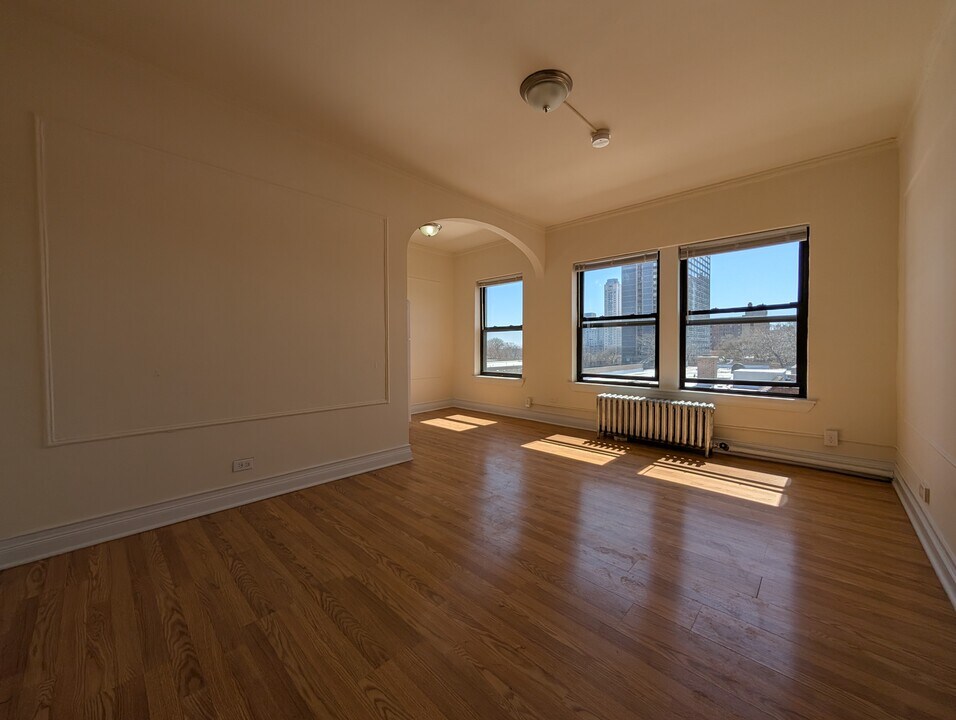 5425 N Kenmore Ave, Unit 610 in Chicago, IL - Building Photo