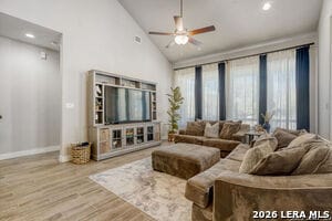 1125 Cadogan Squire in San Antonio, TX - Building Photo - Building Photo