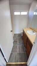 394 Lakeview Rd in Copperopolis, CA - Building Photo - Building Photo