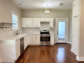 1501 S Church St in Georgetown, TX - Building Photo - Building Photo