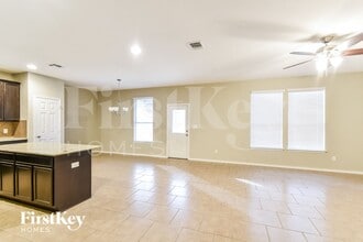 12831 Limestone Way in San Antonio, TX - Foto de edificio - Building Photo