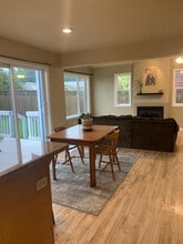 4007 Ava Ln in Bellingham, WA - Building Photo - Building Photo