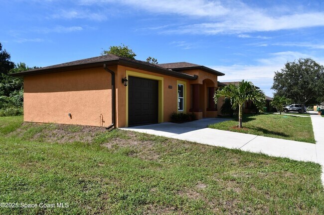 1517 Furnari St in Cocoa, FL - Building Photo - Building Photo