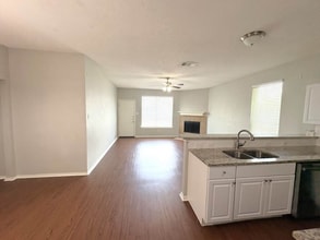 6404 Rainwater Way in Fort Worth, TX - Building Photo - Building Photo