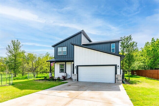 119 Kawainui Ln in Bastrop, TX - Building Photo - Building Photo