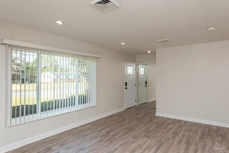 3505 Wellington Rd in Pensacola, FL - Building Photo - Building Photo