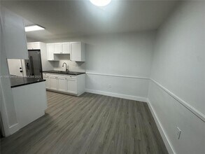 6910 Bay Dr in Miami Beach, FL - Building Photo - Building Photo