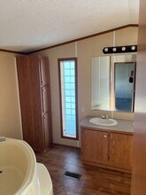 200 E Zora St in Joplin, MO - Building Photo - Building Photo