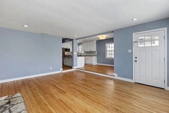 435 Longfellow Ave in Hermosa Beach, CA - Building Photo - Building Photo