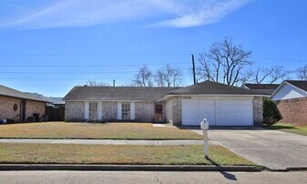 14239 Montaigne Dr in Cypress, TX - Building Photo