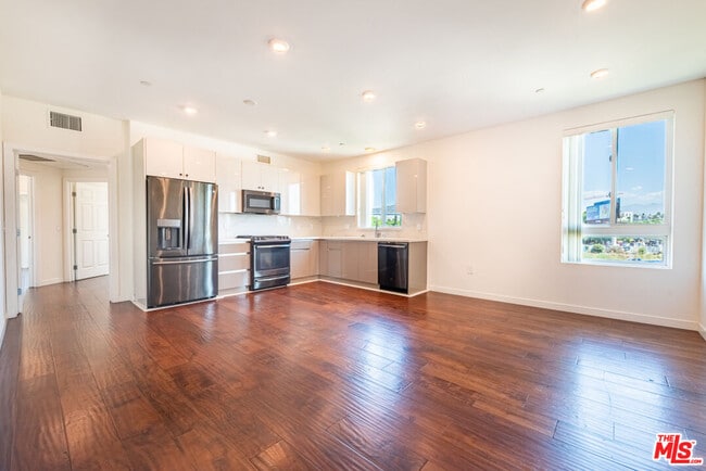 property at 5531 La Mirada Ave