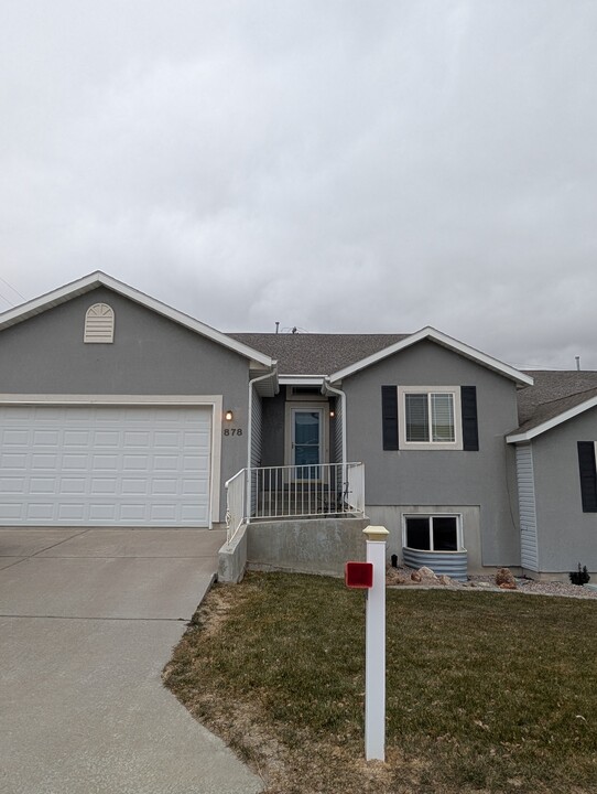 878 Brookside Ln in Pocatello, ID - Building Photo