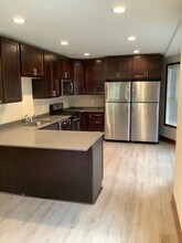 959 17th Ave SE in Minneapolis, MN - Foto de edificio - Building Photo