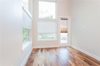 2509 Del Curto Rd in Austin, TX - Building Photo - Building Photo