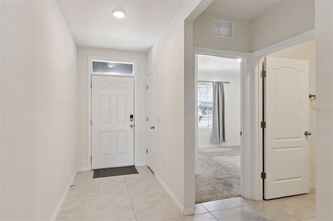 4373 Deleon St in Haines City, FL - Building Photo - Building Photo