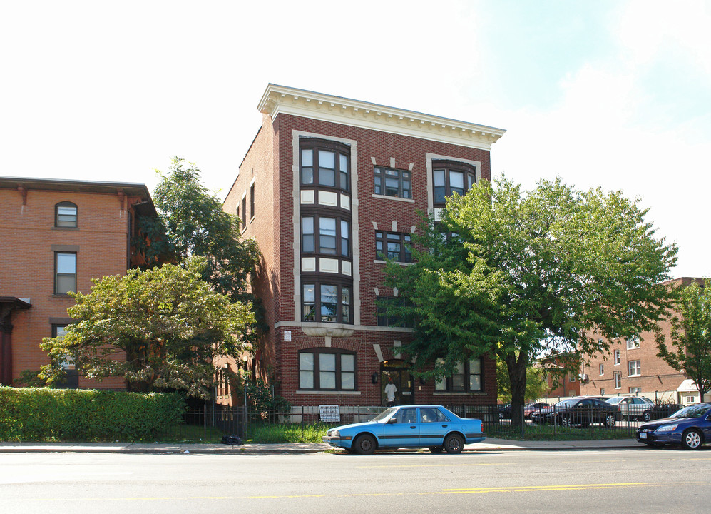 25 Wethersfield Ave in Hartford, CT - Building Photo