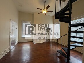 1065 College St in Macon, GA - Building Photo - Building Photo