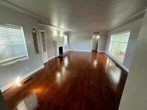 1308 N Delno Ave in Fresno, CA - Building Photo - Building Photo