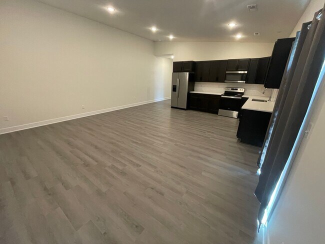 11649 E Harry Ct-Unit -11651 Harry Ct in Wichita, KS - Building Photo - Building Photo