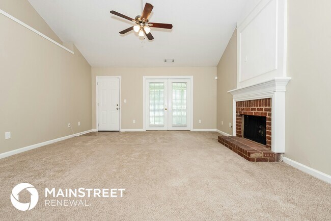 1343 Wimbleton Cove in Hampton, GA - Building Photo - Building Photo