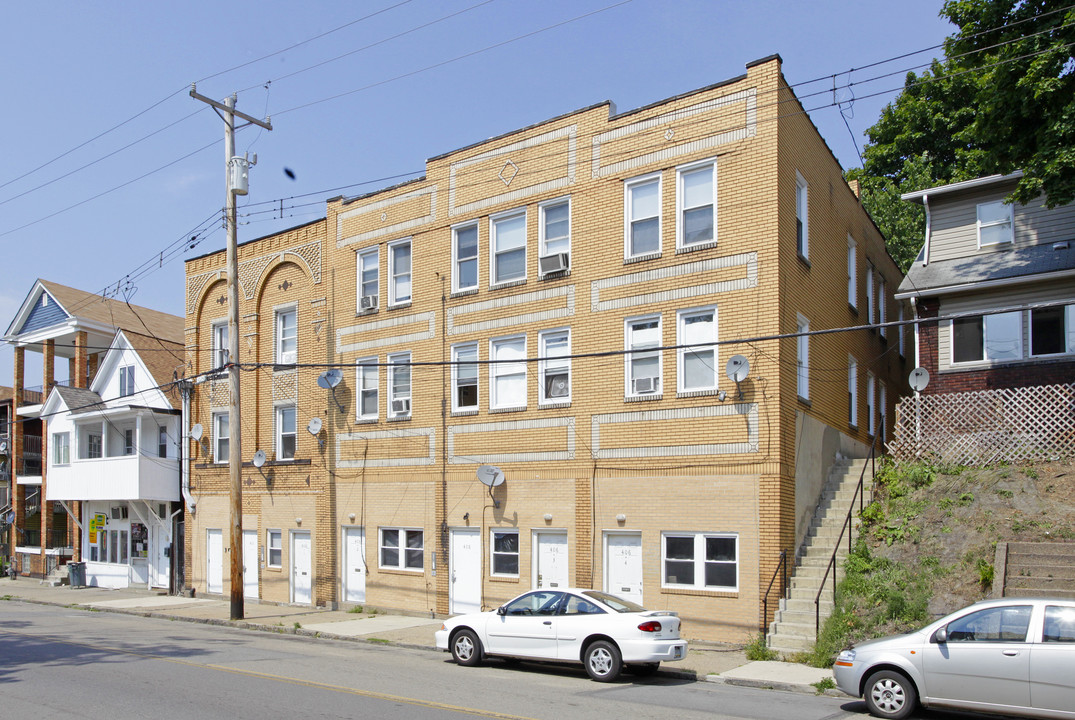 406-410 Broadway Ave in Mckees Rocks, PA - Building Photo