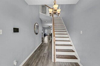 3925 Lowden St-Unit -B in Houston, TX - Building Photo - Building Photo