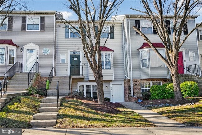 property at 16294 Taconic Cir