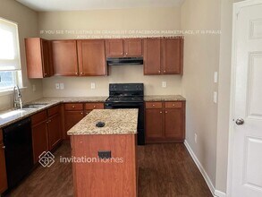 1896 Logan Ridge Cir in Loganville, GA - Building Photo - Building Photo