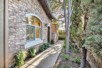 2430 Pavilions Place Ln, Unit 501 in Sacramento, CA - Building Photo - Building Photo