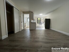 15 Chester St in Cambridge, MA - Building Photo - Building Photo