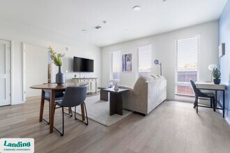 815 Madison St in Durham, NC - Foto de edificio - Building Photo