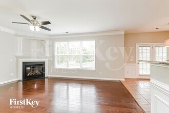 604 Piedmont Crossing Dr in High Point, NC - Building Photo - Building Photo