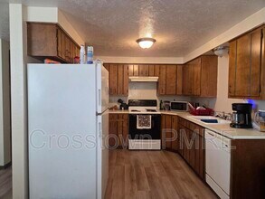 1012 N Van Buren Ave in Loveland, CO - Building Photo - Building Photo